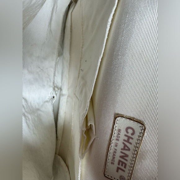 Chanel Dubai Embroidered Flap Bag 2015 Cruise - Picture 4 of 14